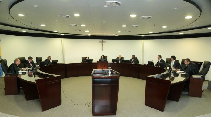 Mudança em horário de sessão do dia 12