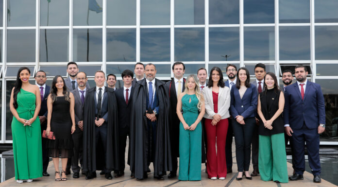 TCDF dá posse a novos Auditores de Controle Externo