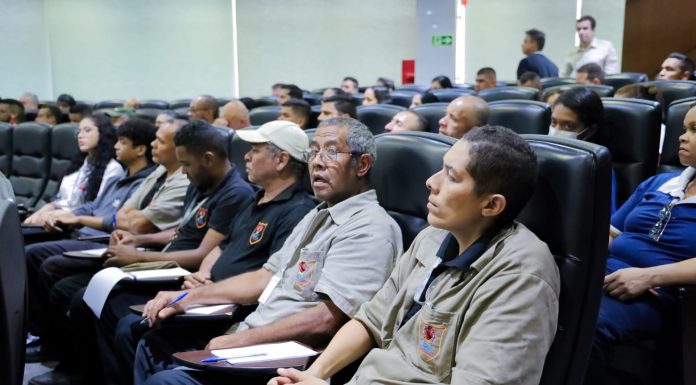 Ação de valorização dos terceirizados do TCDF: curso da Escon aborda temas relacionados à saúde e à segurança