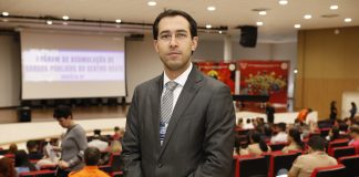 Servidor do TCDF apresenta painel em fórum regional sobre acumulação de cargos