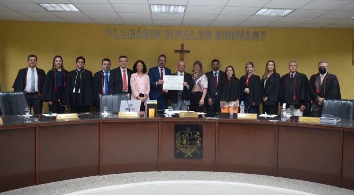 Conselheiro do TCDF coordena visita técnica de avaliação do TCE/AL