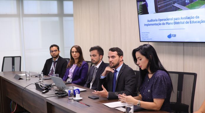 TCDF convida pais e alunos a responderem pesquisa sobre educação pública no DF