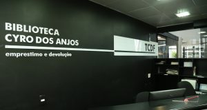 Biblioteca terá horário especial durante recesso