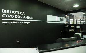 Biblioteca terá horário especial durante recesso