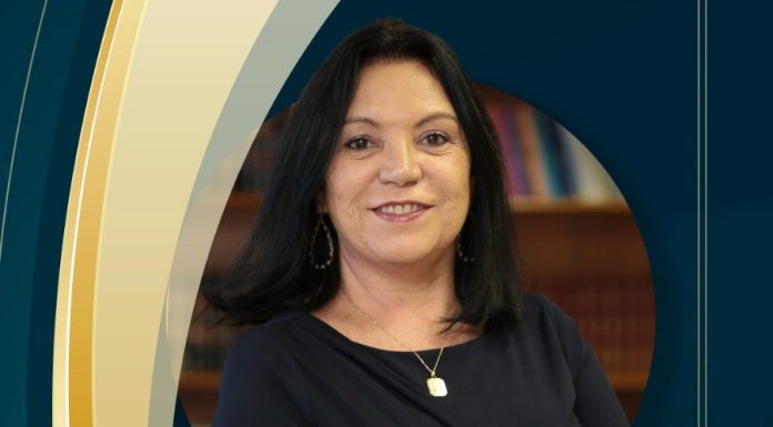 Presidente da Comissão de Regimento e Jurisprudência – Anilcéia Luzia Machado