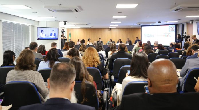 Conselheiro Renato Rainha representa Atricon em seminário sobre combate à violência escolar