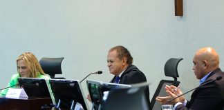 Foco na orientação dos gestores e no interesse público: solenidade prestigiada dá o tom da nova gestão do TCDF