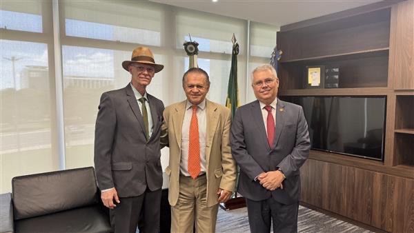 Presidente do TCDF recebe visita técnica de conselheiros do TCE-TO
