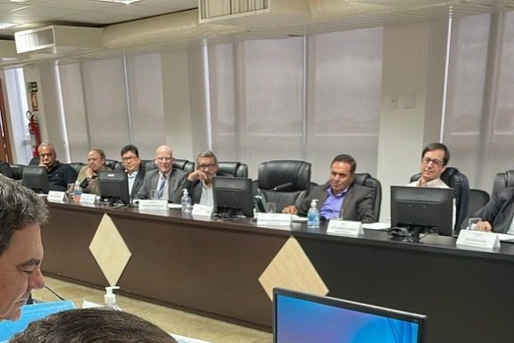 Presidente do TCDF é recebido por empresários da Fecomércio para falar sobre fiscalização e desenvolvimento do DF