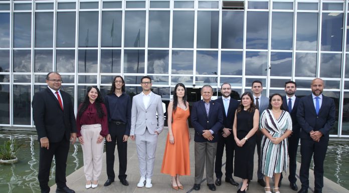 TCDF dá posse a novos servidores