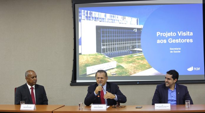 Visita aos gestores: Secretaria de Saúde é o primeiro órgão a receber projeto pioneiro do TCDF