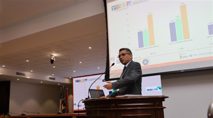 Palestra de auditor do TCDF é destaque em encontro nacional de auditoria financeira