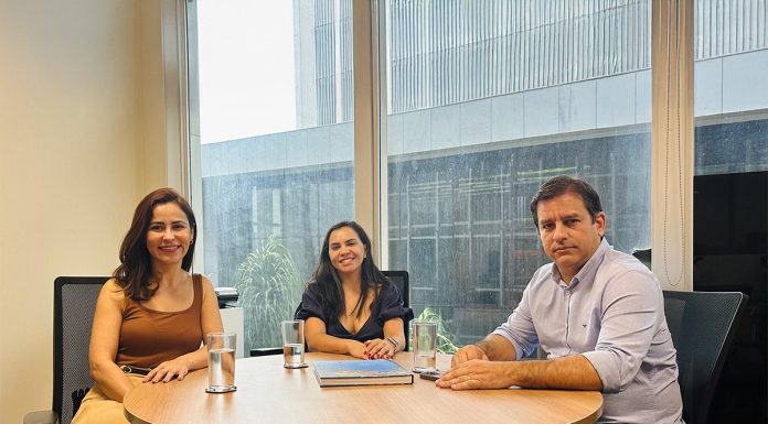 TCDF recebe visita institucional do TCE-RJ para troca de experiências culturais
