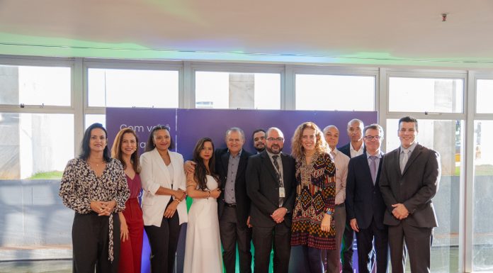 Dia do Servidor: TCDF homenageia autores de livros
