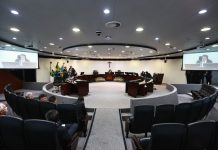 TCDF aprova com ressalvas as contas de 2024 do governador Ibaneis Rocha