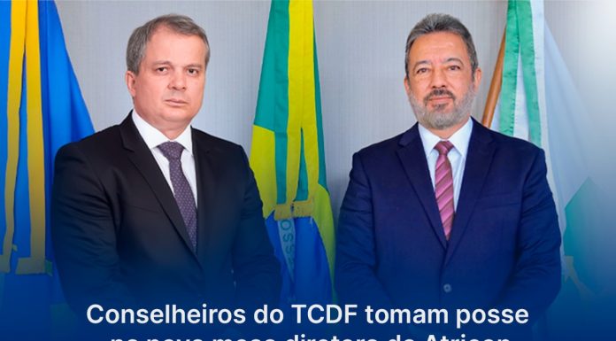 Conselheiros do TCDF tomam posse na nova mesa diretora da Atricon