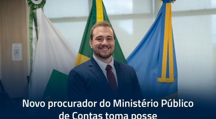 Novo procurador do Ministério Público de Contas toma posse
