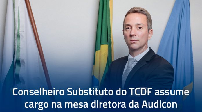 Conselheiro Substituto do TCDF assume cargo na mesa diretora da Audicon