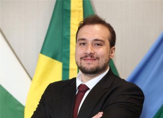 Procurador – André Alexandre Neves da Silva