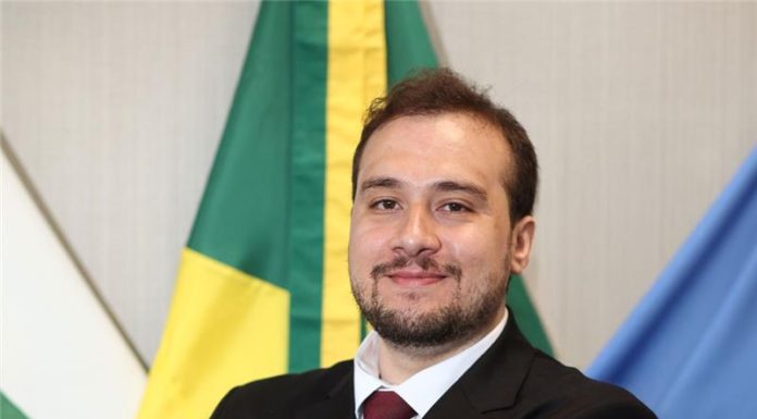 Procurador – André Alexandre Neves da Silva