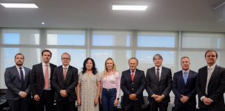Governadora Celina Leão faz visita de cortesia ao TCDF
