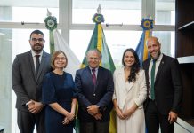TCDF dá posse a dois novos auditores de controle externo